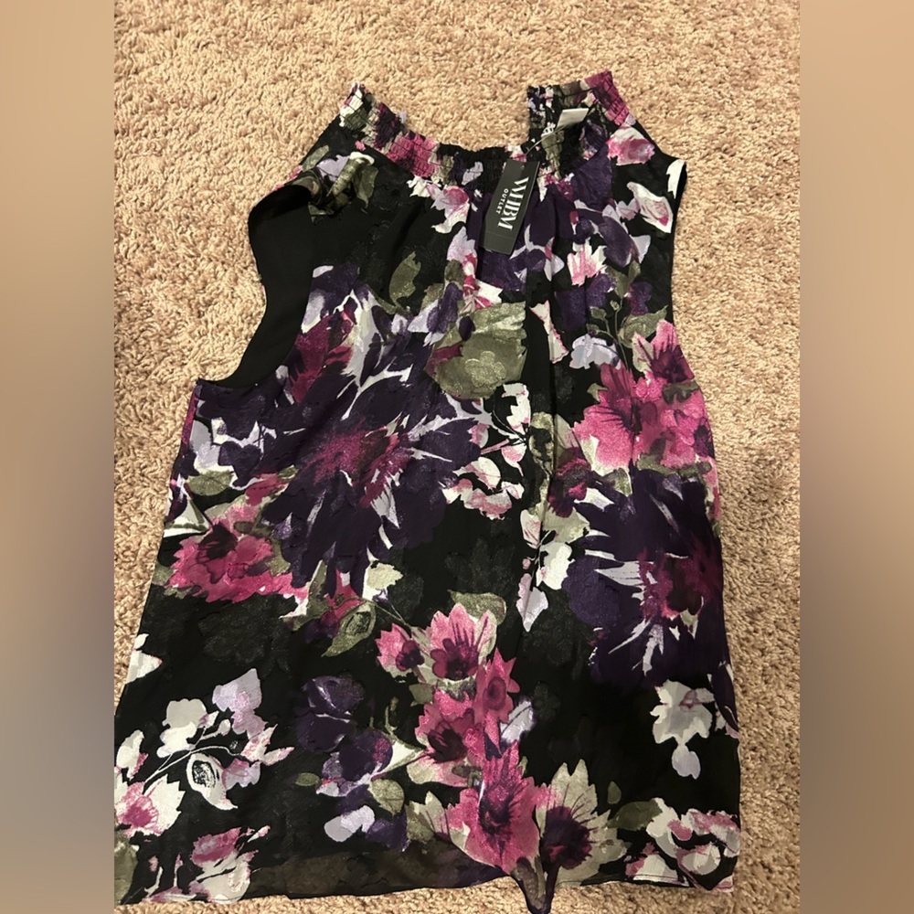 NWT White House Black Market Floral sleeveless work blouse
